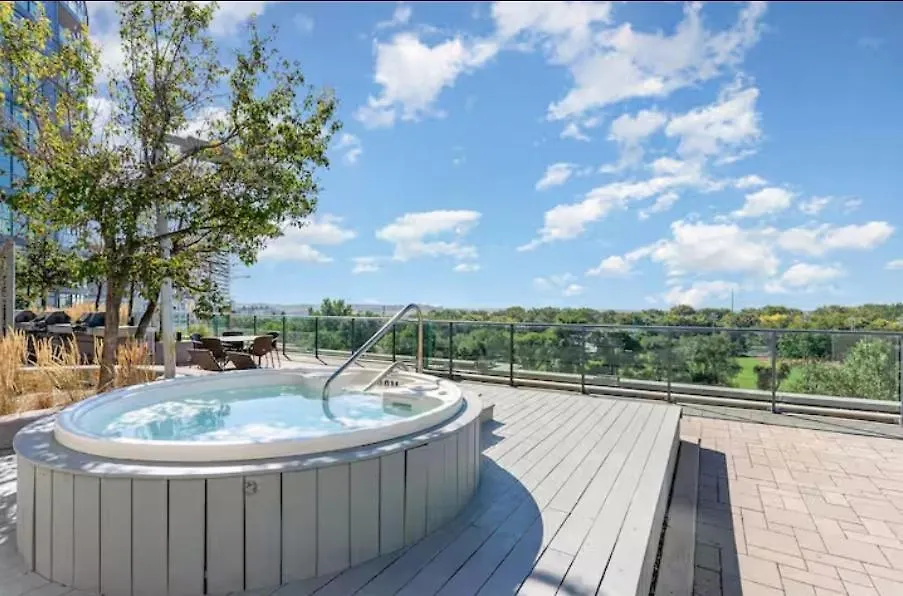 Appartement Cn Tower View With Free Parking, Pool, Gym, Free Skating, And More Toronto